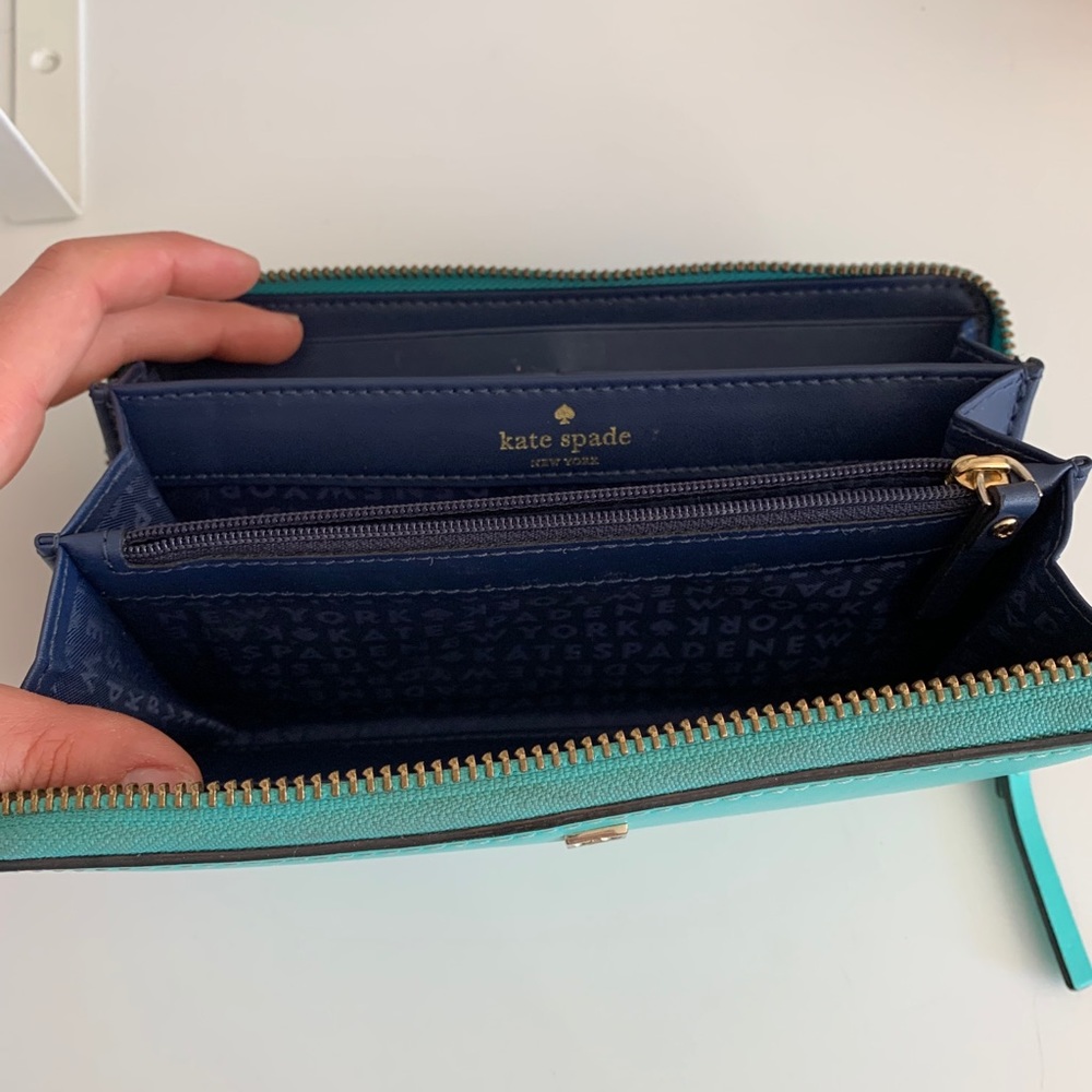 Kate Spade Wallet - Picture 3 of 5